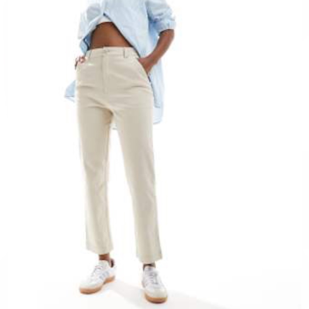 NEW ASOS DESIGN Chino Parts in Stone